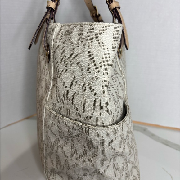 Michael Kors Jet Set - Picture 5 of 8